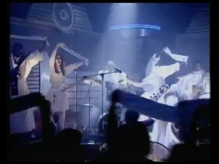 the klf - last train to trancentral (live top of the pops)